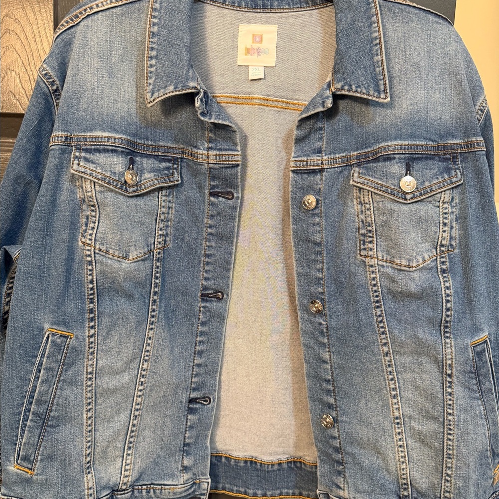LuLaRoe Blue Denim Harvey Jean Jacket LIKE NEW!